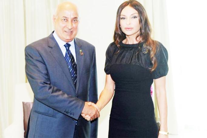 «Azərbaycan qadınının yüksək statusunu göstərir»