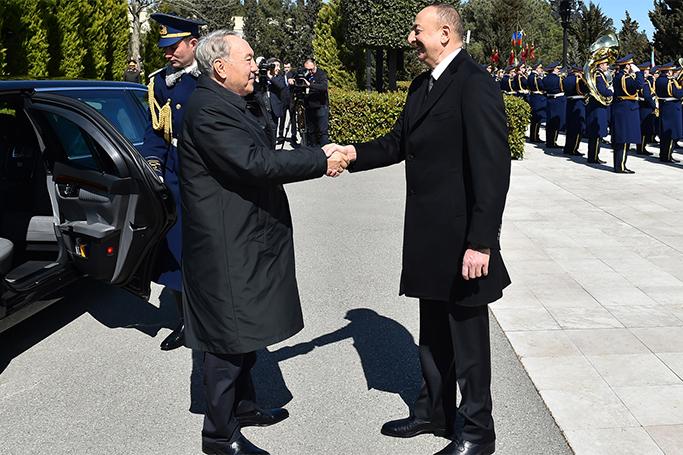 Nazarbayevin Bakı səfəri düşməni rahatsız edib