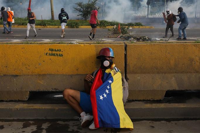 Venesuelaya qarşı sanksiyaları genişləndi