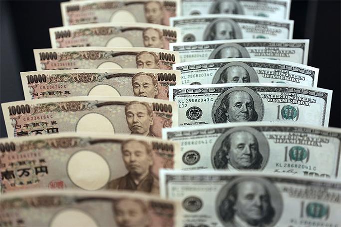 Dolların qarşısına «Çin səddi»