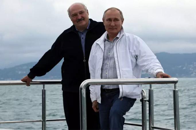 Xəstə Putin və artist Lukaşenko