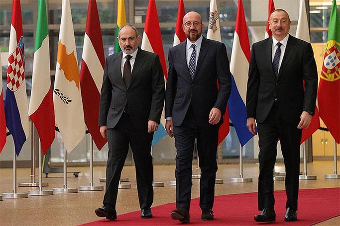 İrəvan üçün yollar daralır