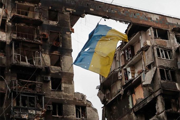 Mariupol təslim olmayıb
