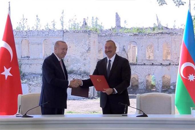 Şuşada yazılan tarix