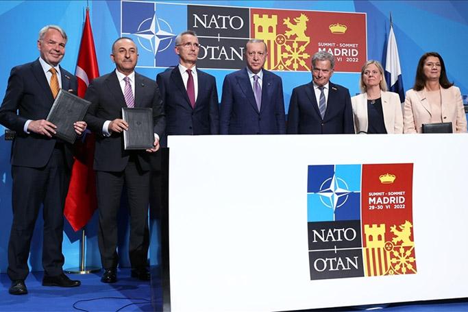 Türkiyə Finlandiya və İsveçin NATO üzvlüyünə razılıq verdi