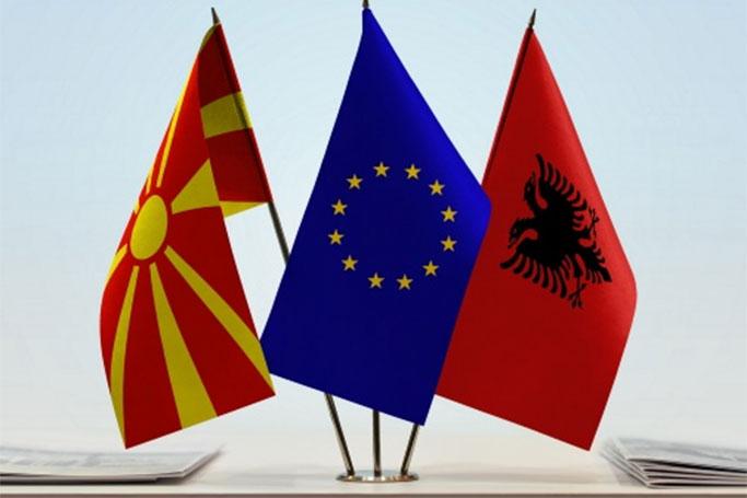 Brüssellə Tirana və Skopye arasında üzvlük danışıqları