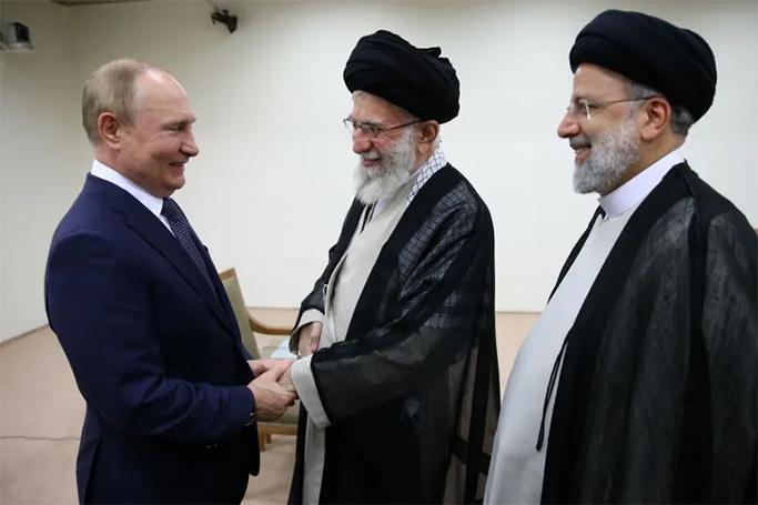 “Putin İrandan silah istəməyə məcbur olub”
