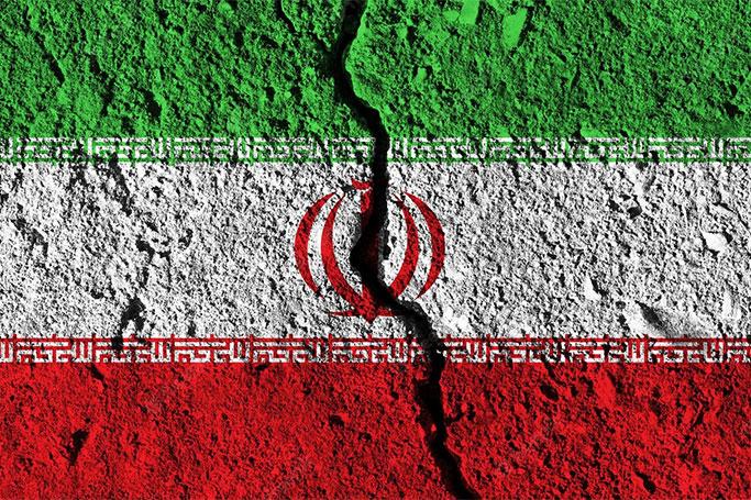 İran silkələyən sorğu