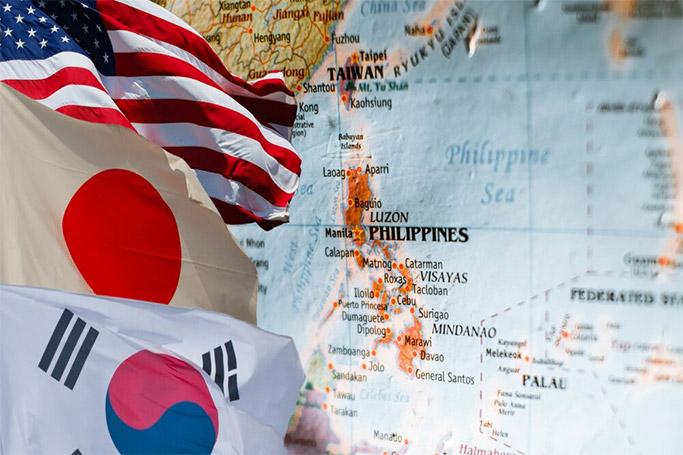 Trampdan Tokio və Seula 25 faiz rüsum