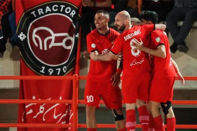 “Traktor”un altında qalan rejim