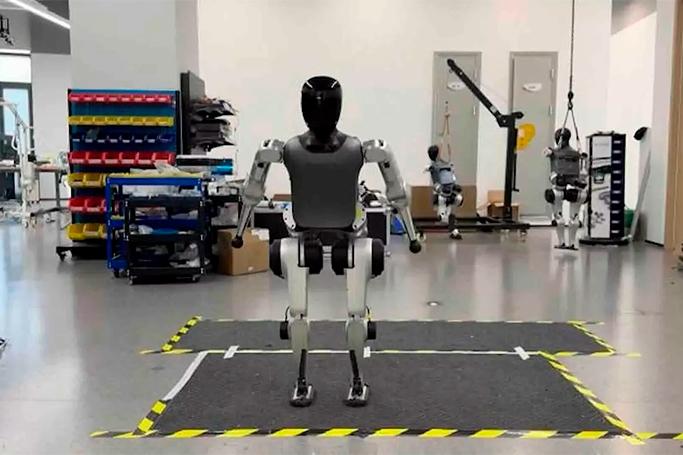 İnsanabənzər robotlar narahatlıq yaradır