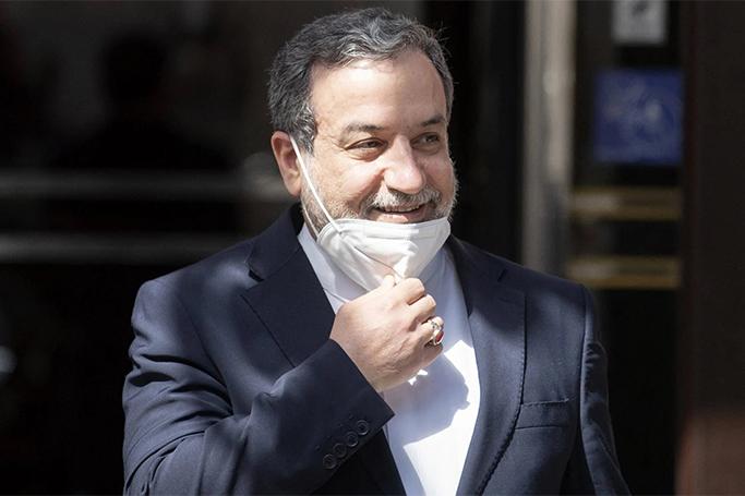 Üzsüz riyakarın maskası