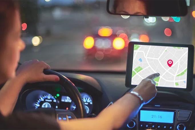 GPS iddiası Fransanı silkələdi