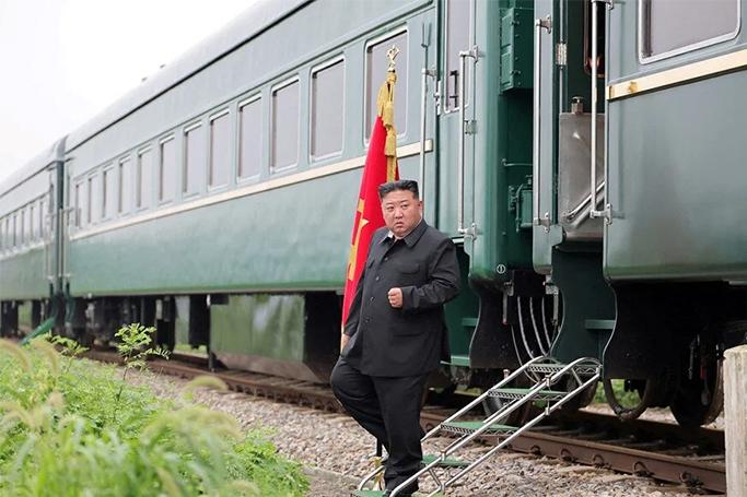 Kim Pekinə getdi
