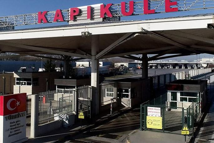 Sərhədi 5 milyona yaxın insan keçib