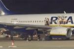 “Ryanair” təyyarəsində təlaş