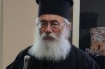 Rahiblər monastırı basdı